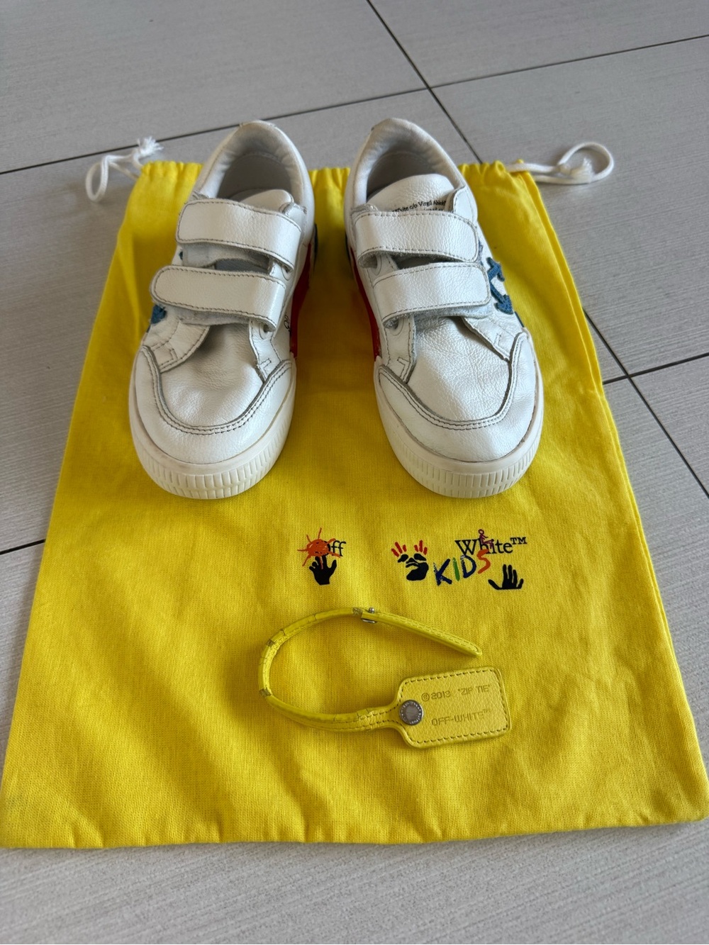 Boys Off-White Kids White Leather Velcro Sneakers with Blue Detail 13
